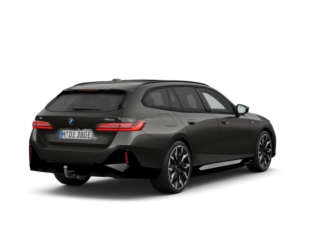BMW - BMW i5 M60 xDrive Touring