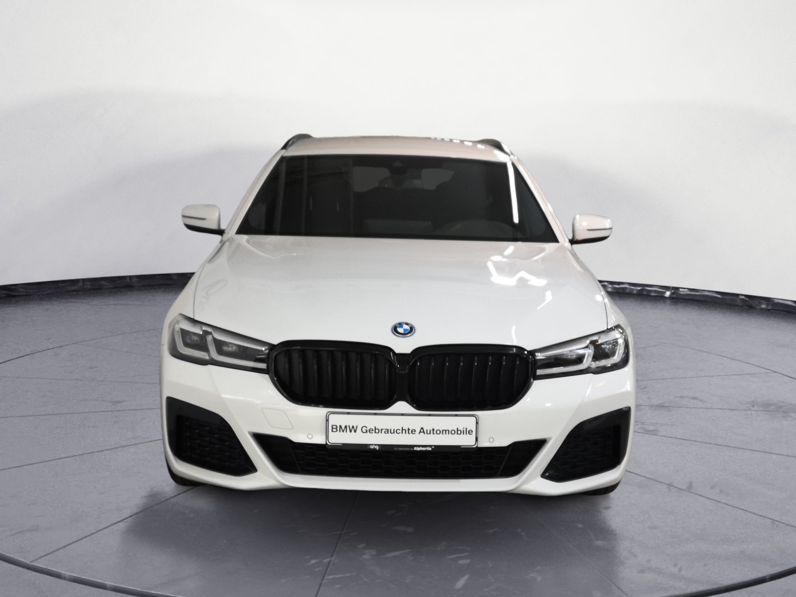 BMW - 530e xDrive Touring