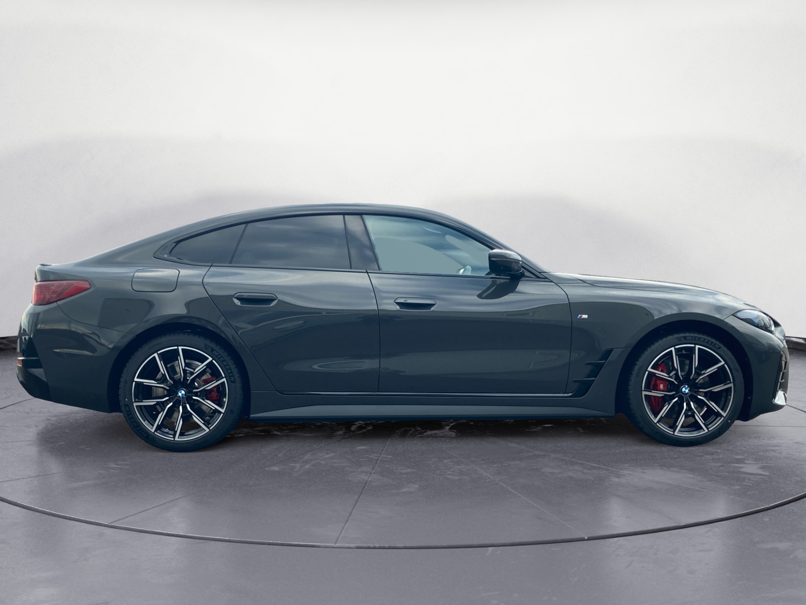 BMW - i4 xDrive40