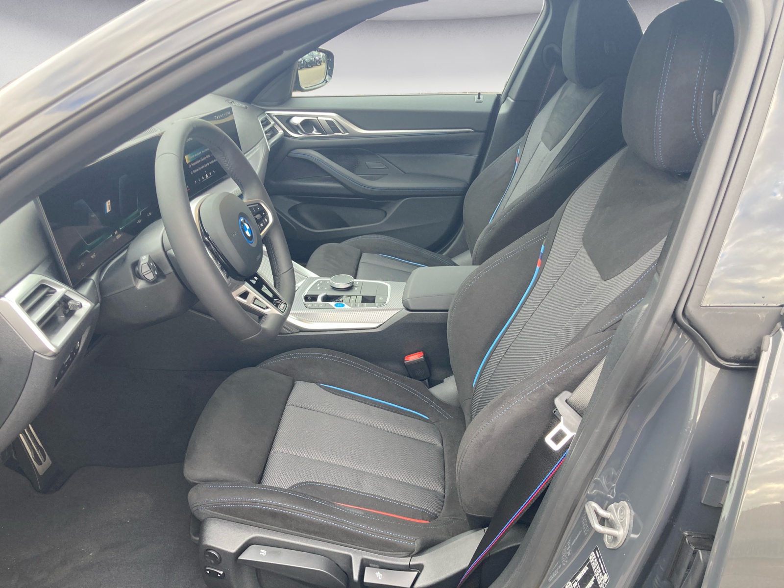 BMW - i4 xDrive40