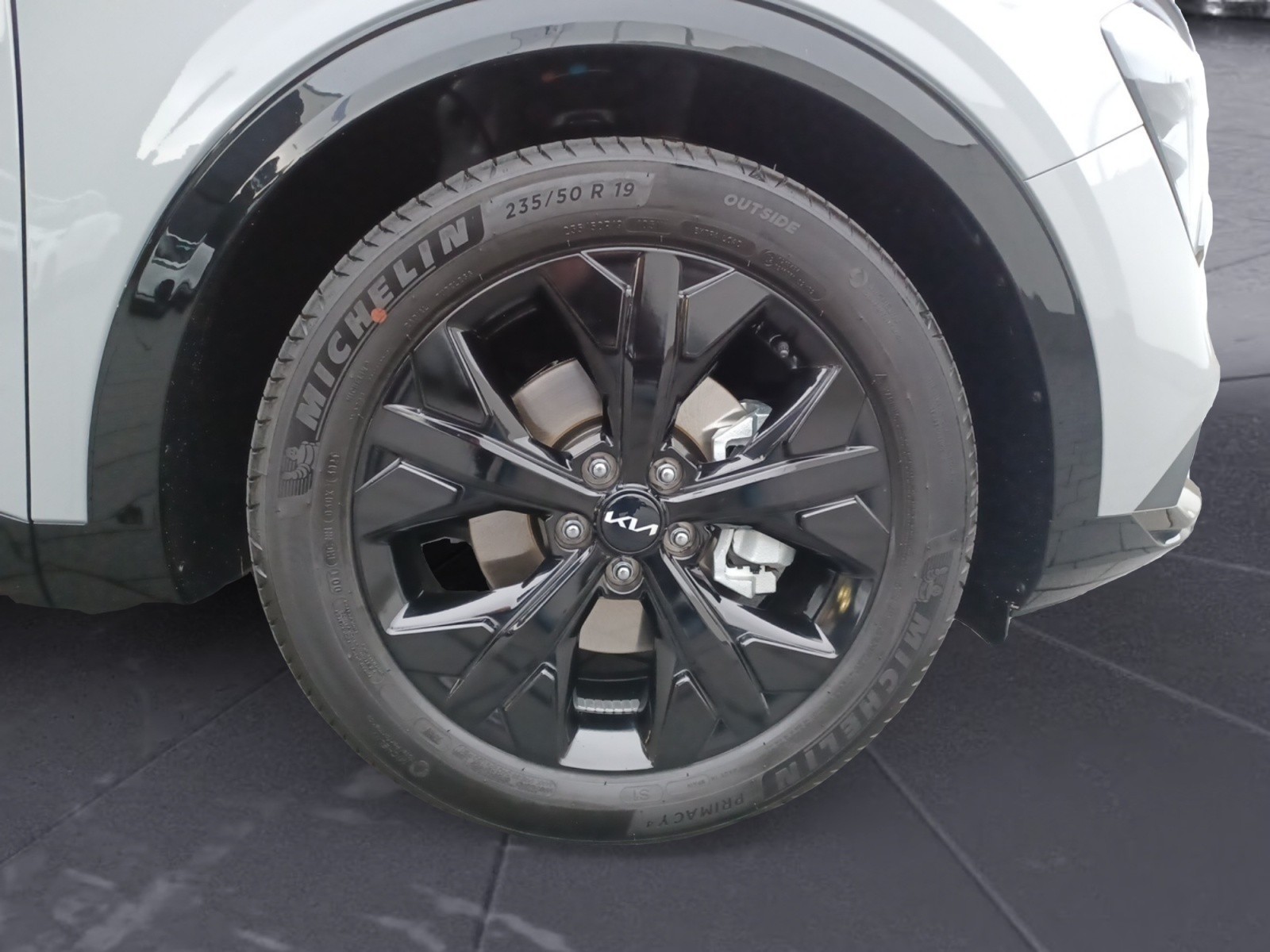 Kia - Sportage 1.6 AWD Nightline STD