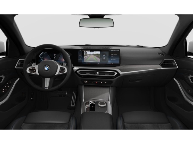 BMW - 330i Touring Automatic