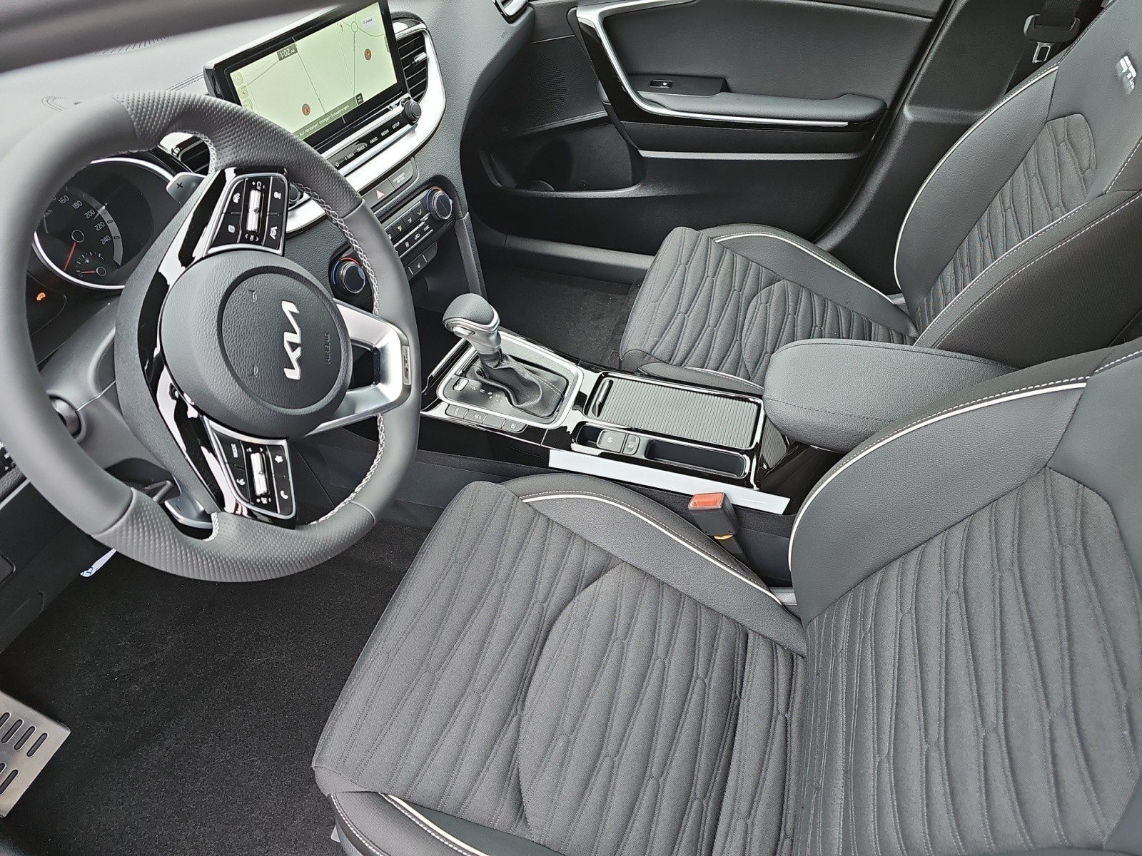 Kia - ProCeed 1.5 T-GDI DCT GT-line