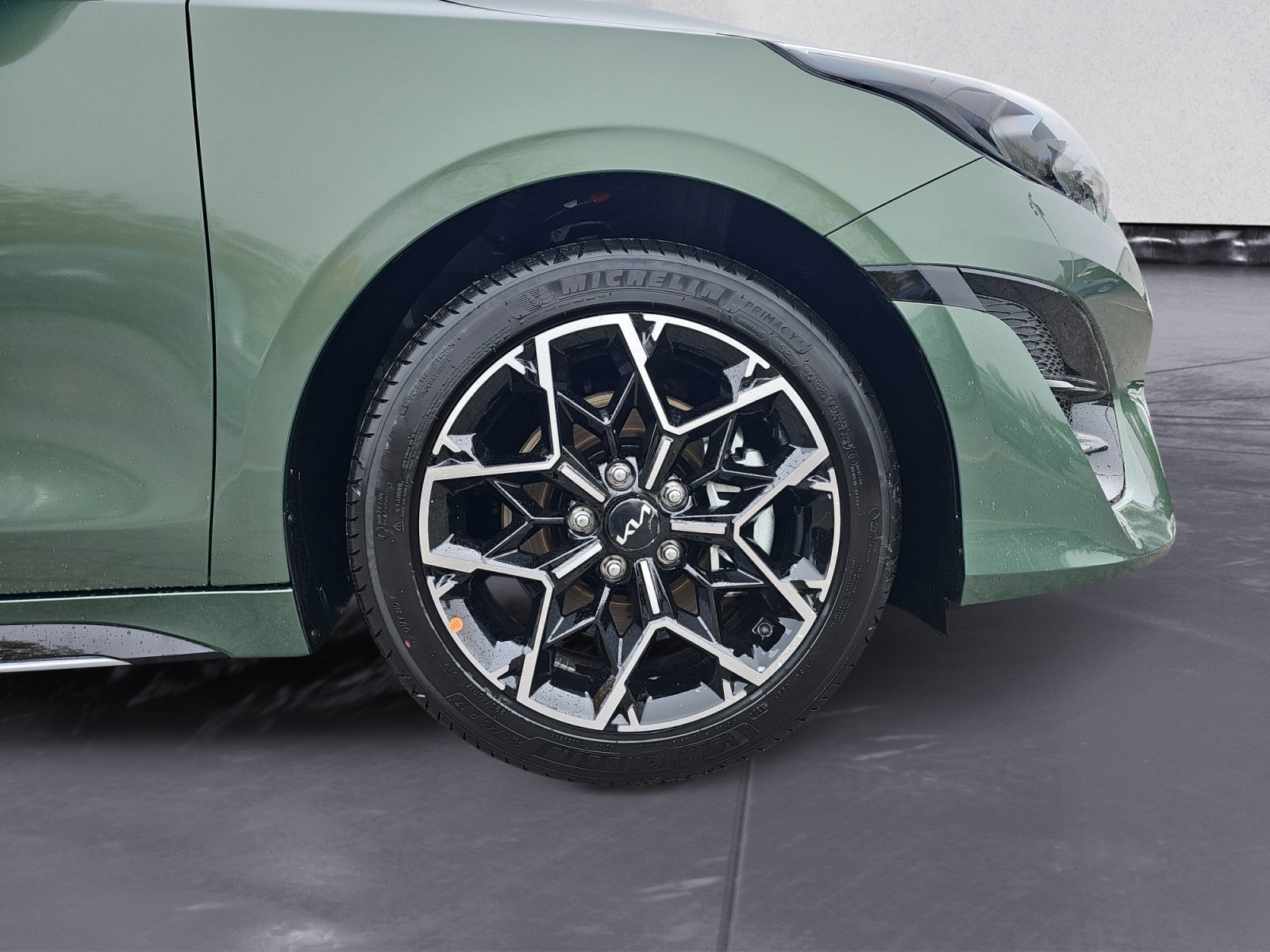 Kia - ProCeed 1.5 T-GDI DCT GT-line