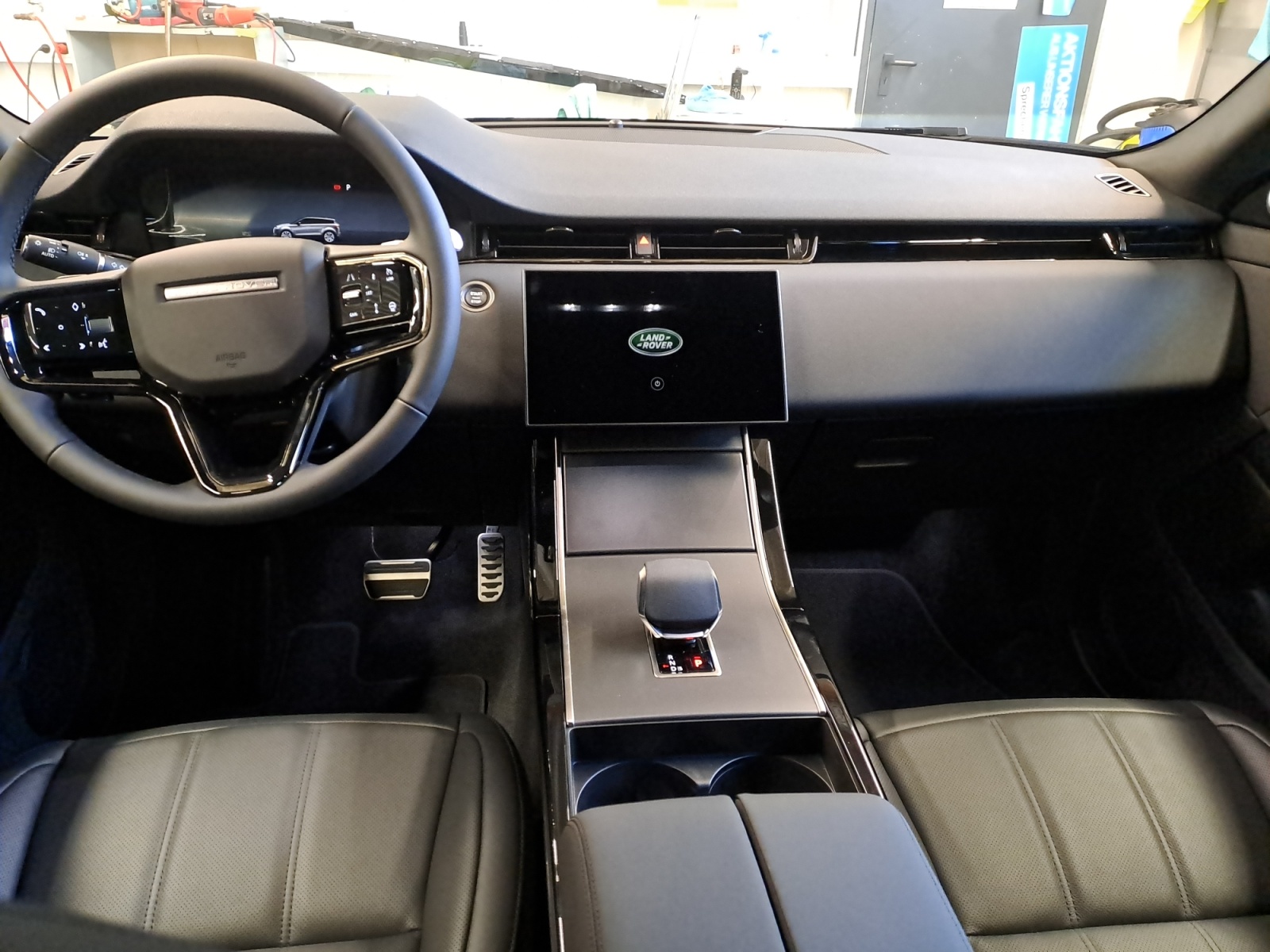 Land Rover - Range Rover Evoque D165 DYNAMIC SE