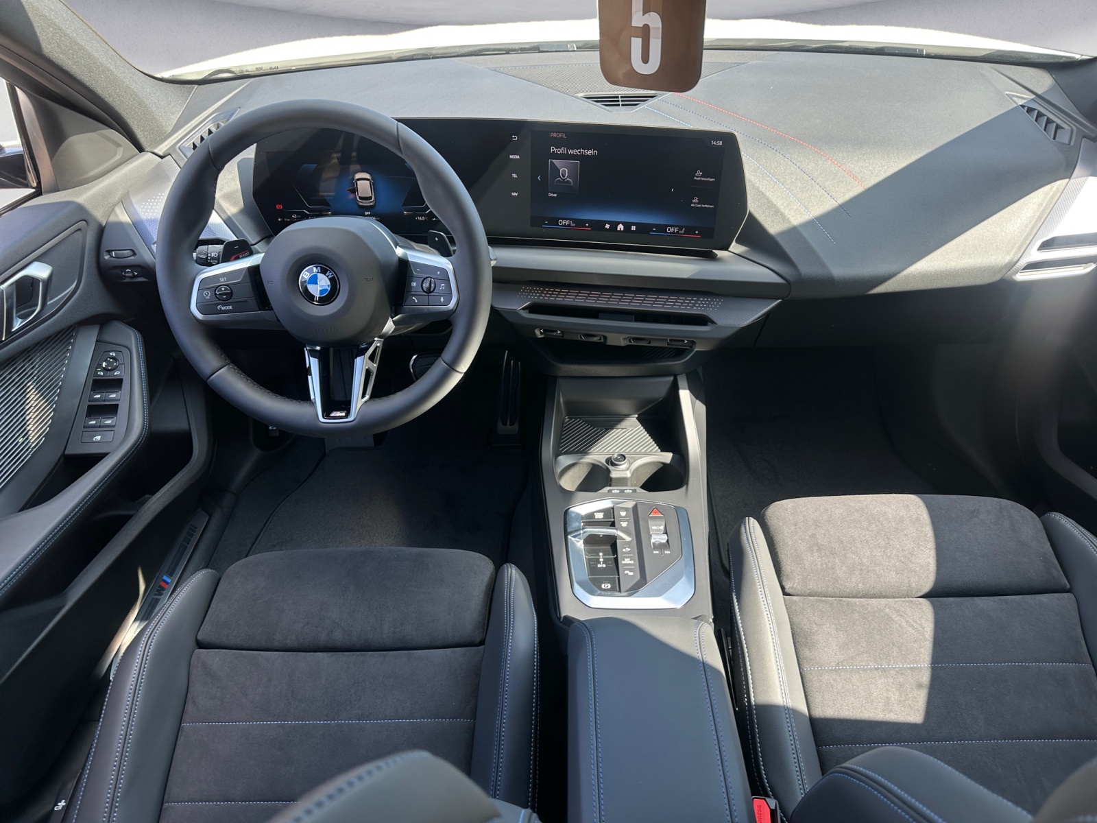 BMW - 120