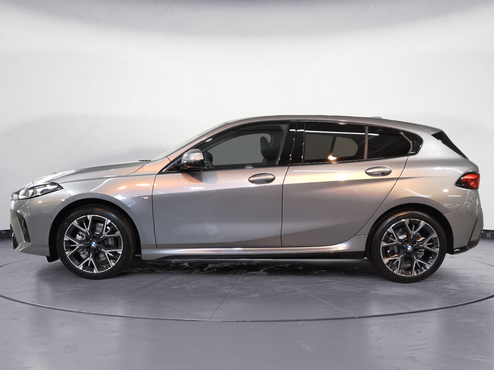 BMW - 120