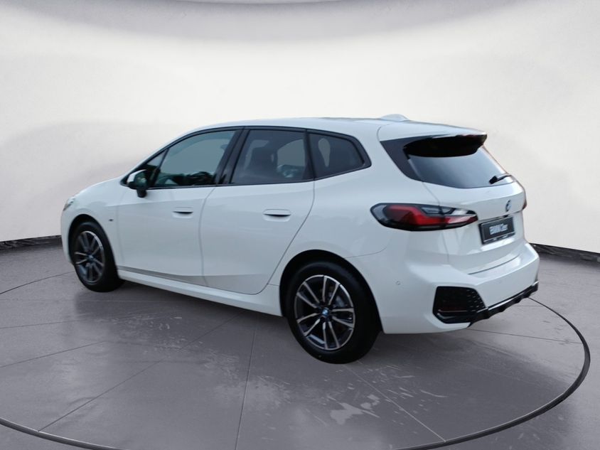 BMW - 218d Active Tourer