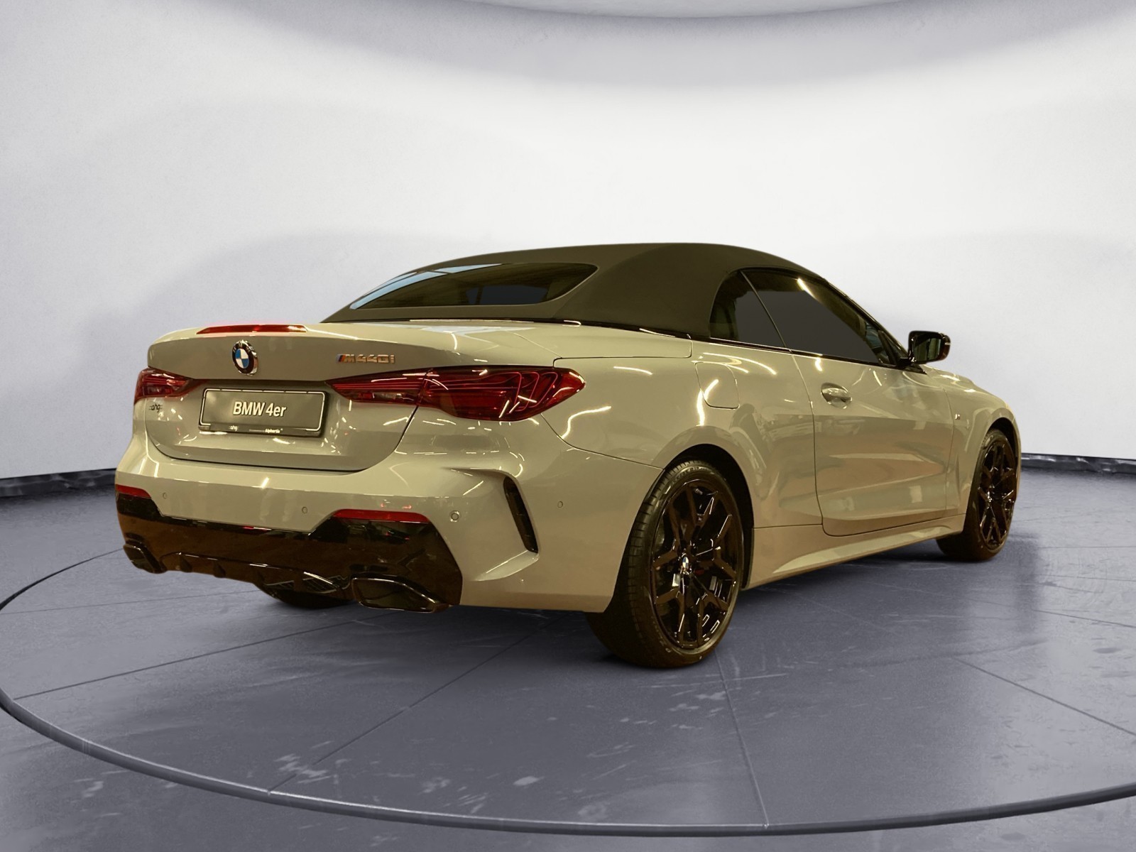 BMW - M440i xDrive Cabrio