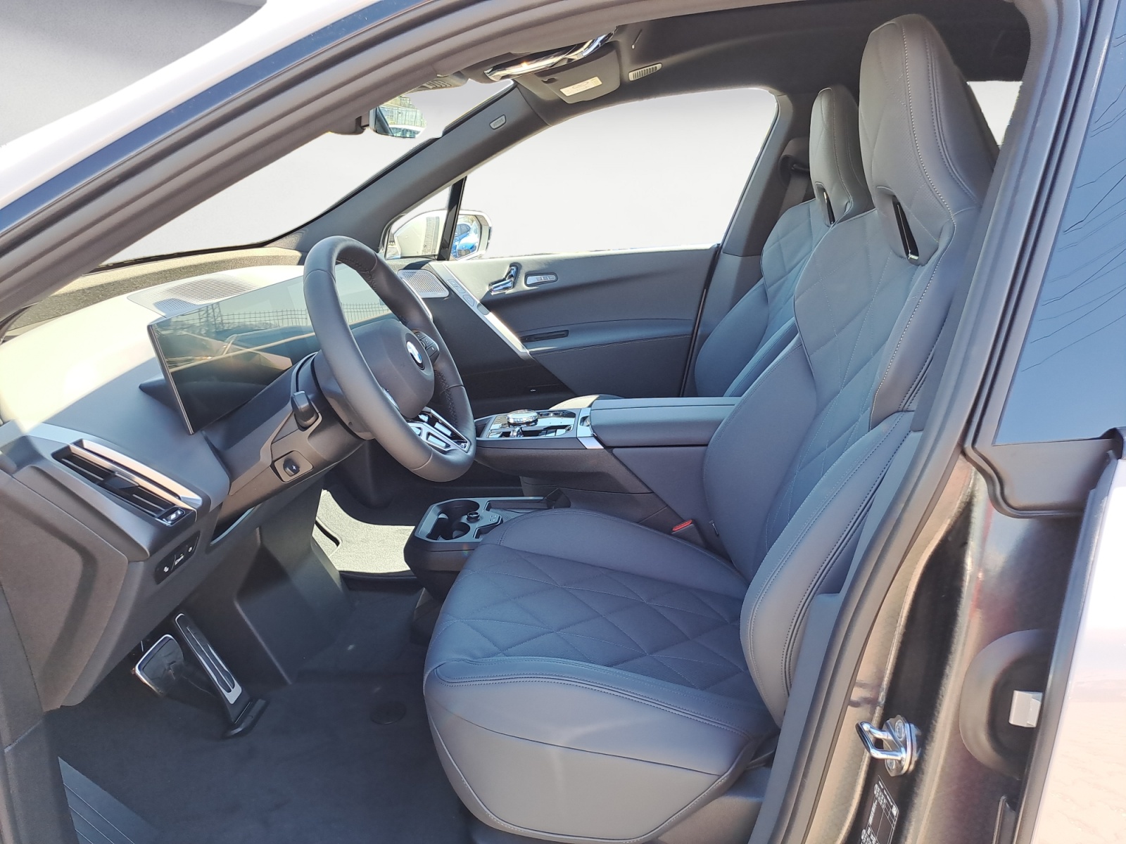 BMW - BMW iX xDrive45