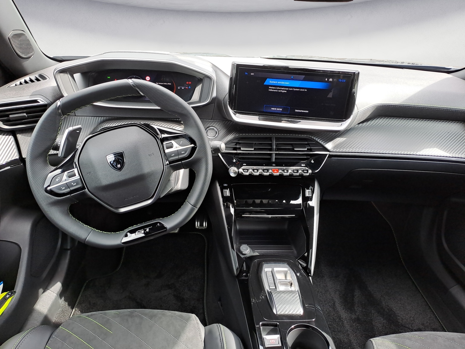 Peugeot - 2008 GT HYBRID 136 e-DSC6