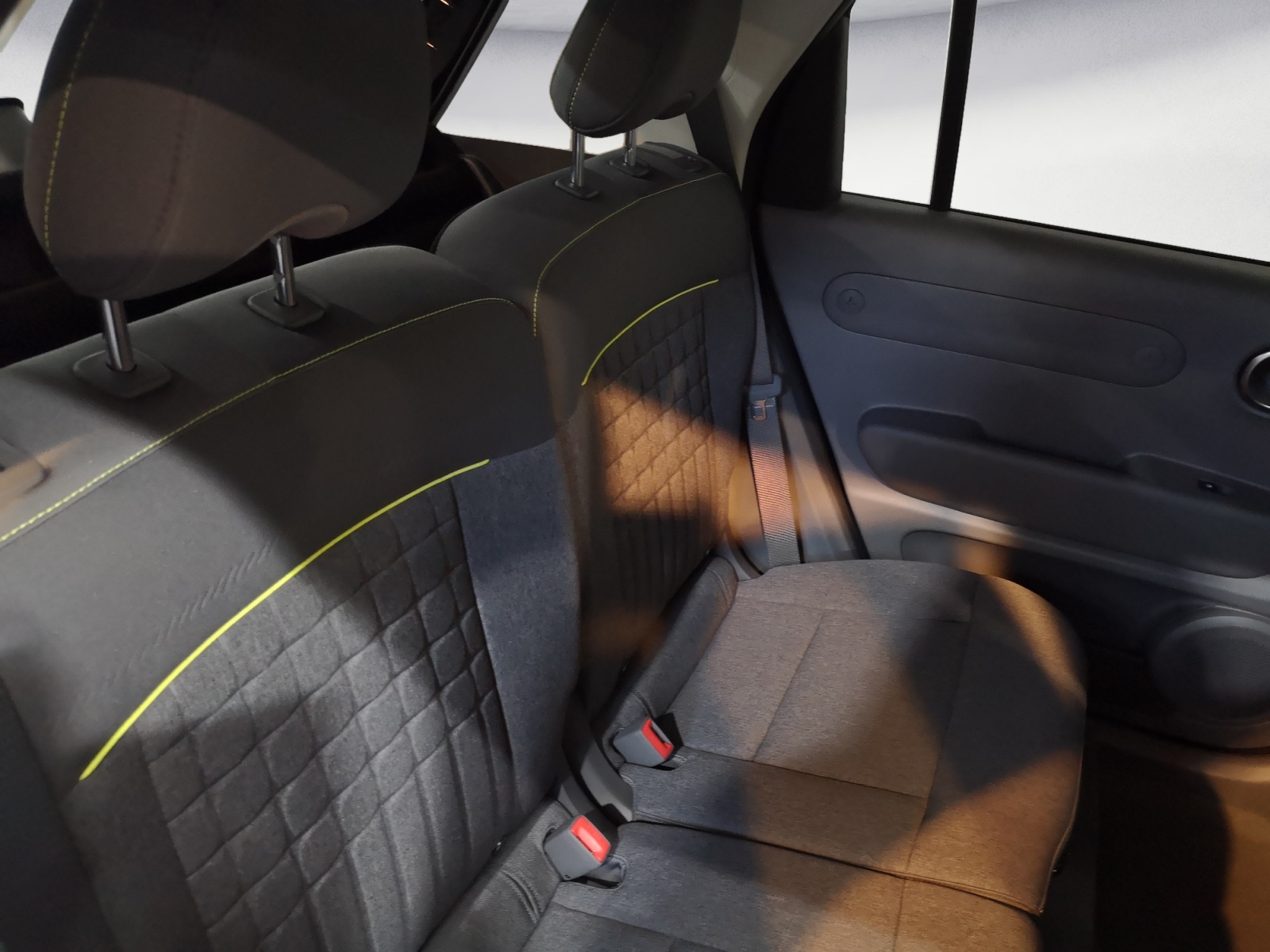 Hyundai - INSTER Cross EV