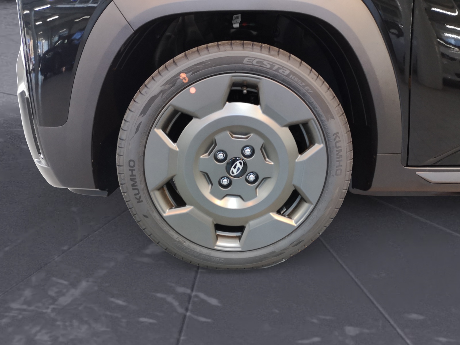 Hyundai - INSTER Cross EV