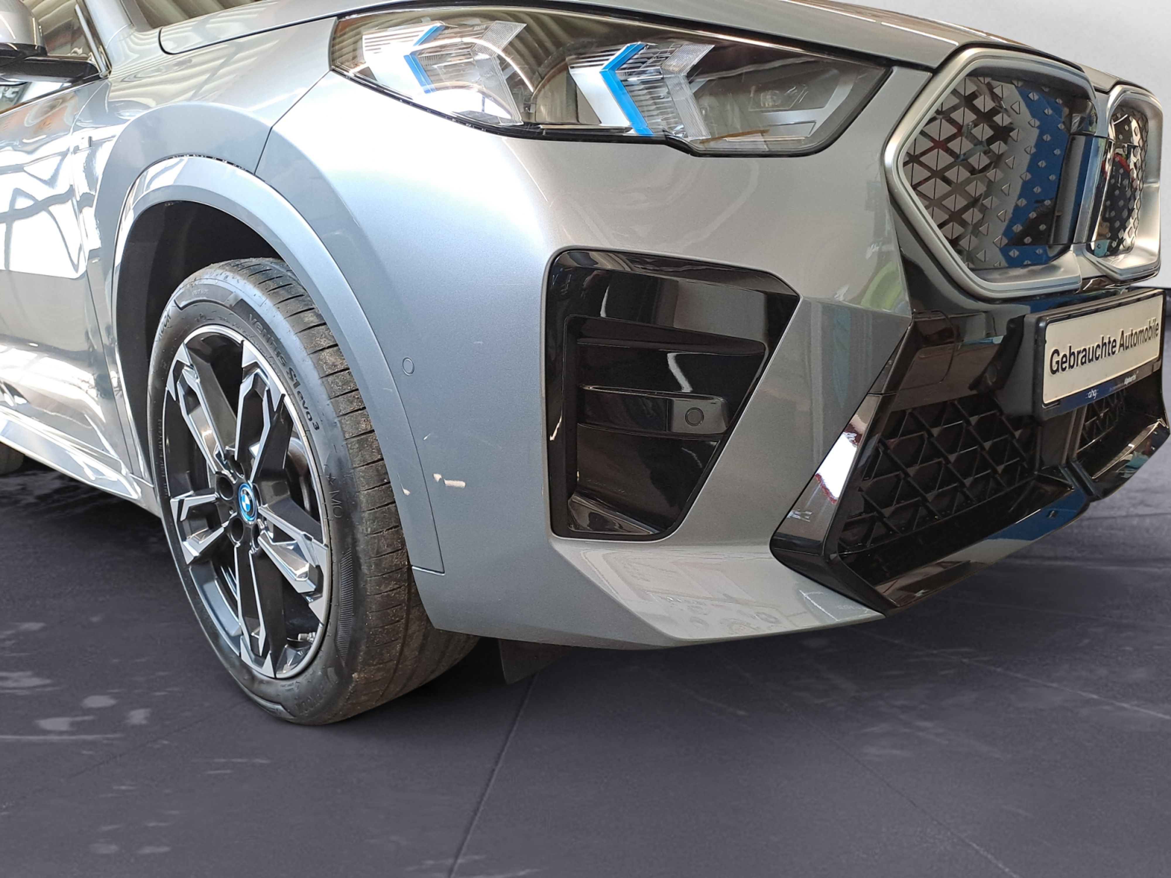 BMW - ix2 xDrive30