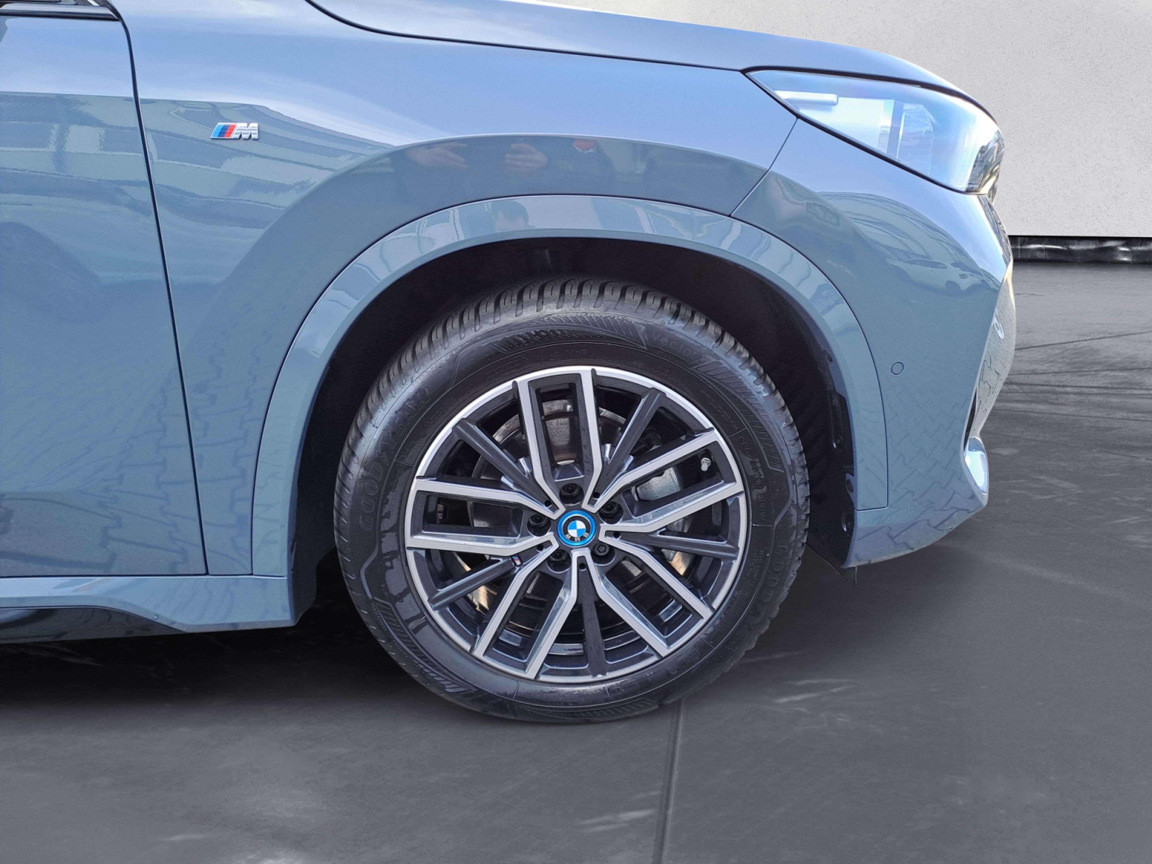 BMW - iX1 eDrive20