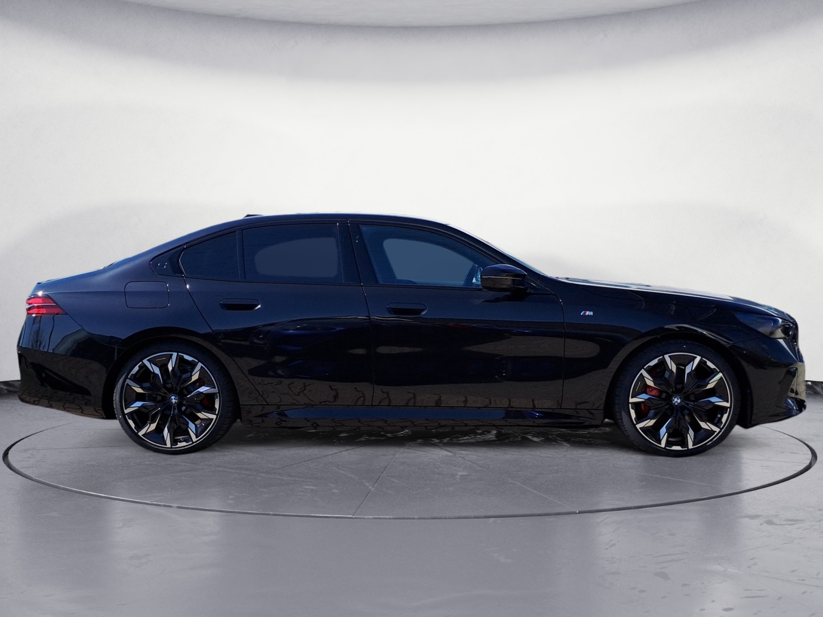 BMW - i5 M60 xDrive