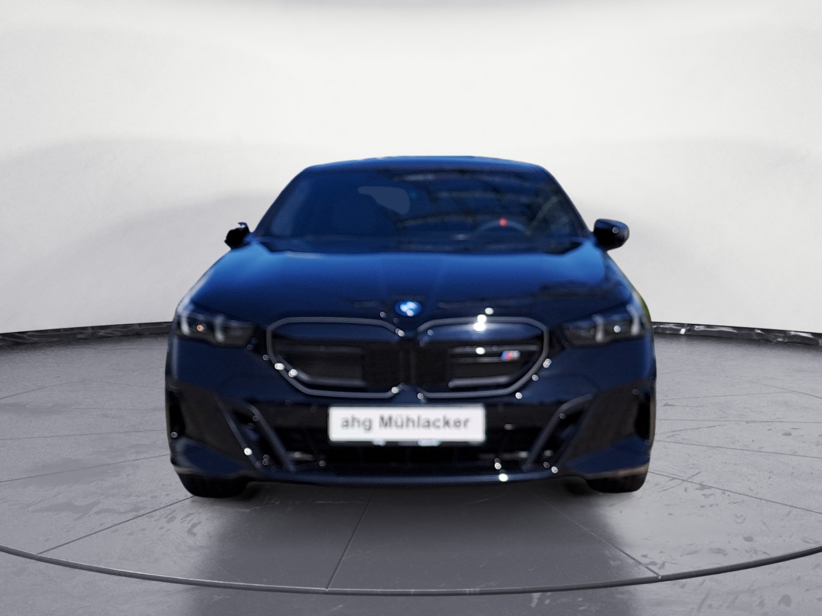 BMW - i5 M60 xDrive