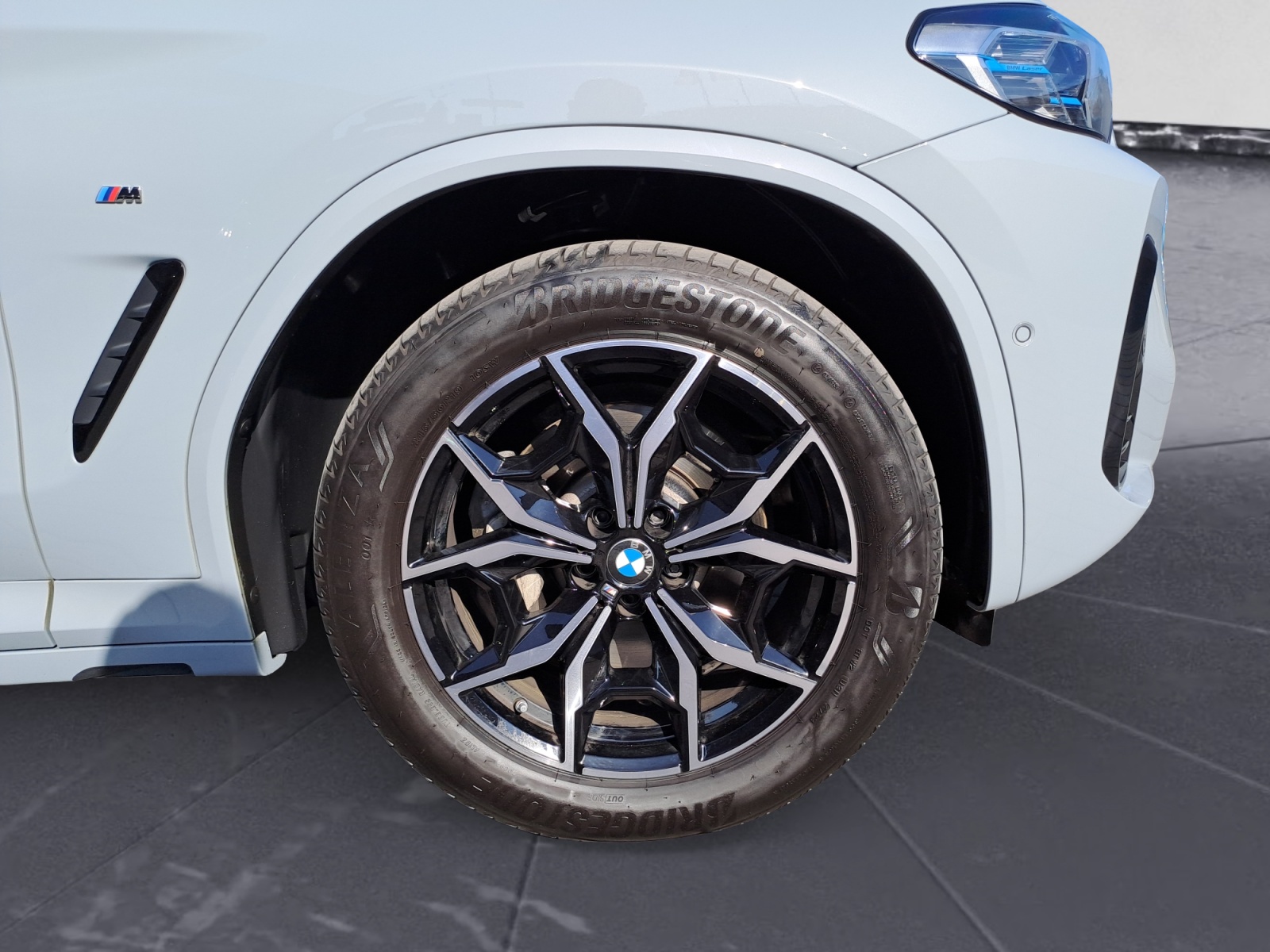 BMW - X3 xDrive30i AT
