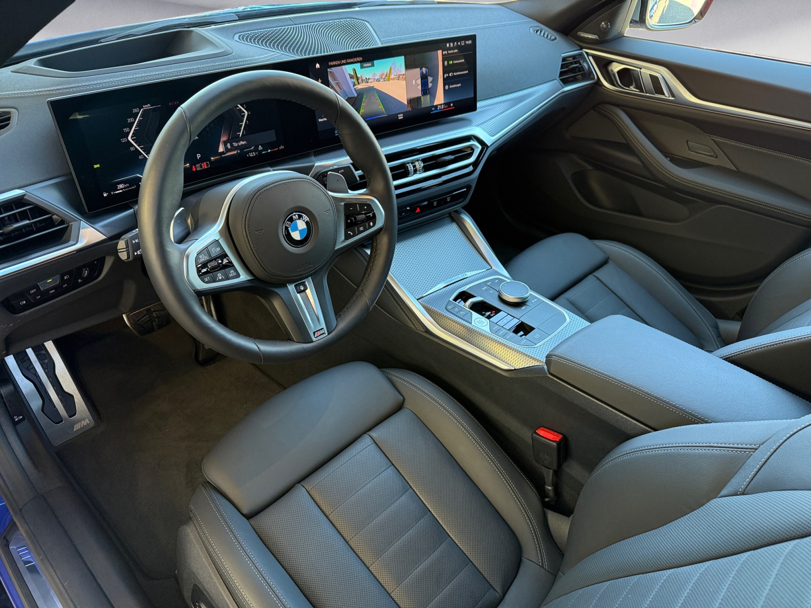 BMW - M440i xDrive Gran Coupe