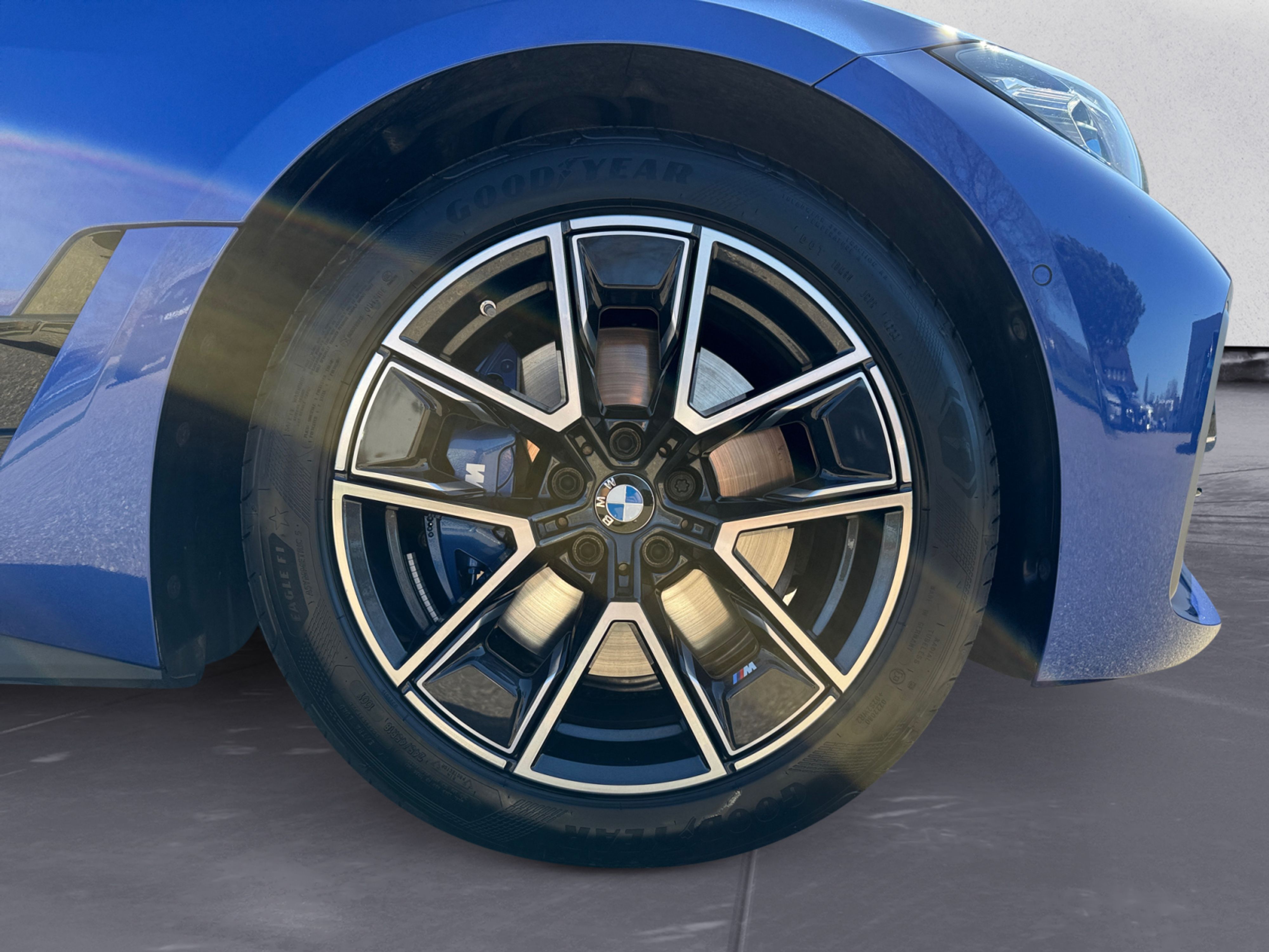 BMW - M440i xDrive Gran Coupe