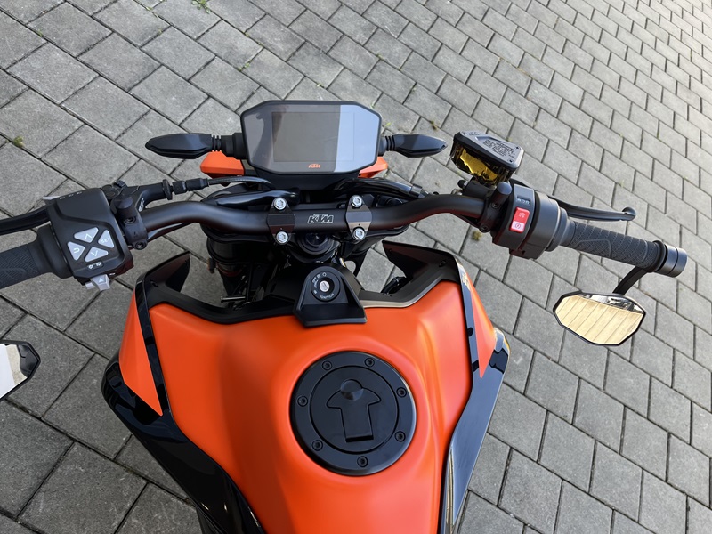 Andere - 890 Duke L mit A2 Drosselung