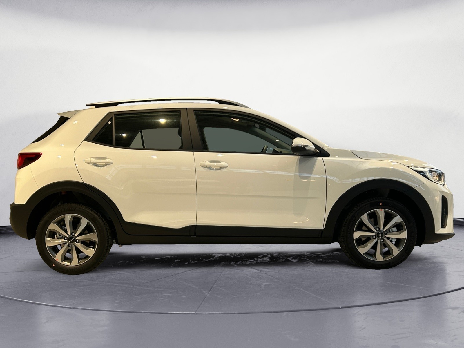 Kia - Stonic 1.0T 100 Vision