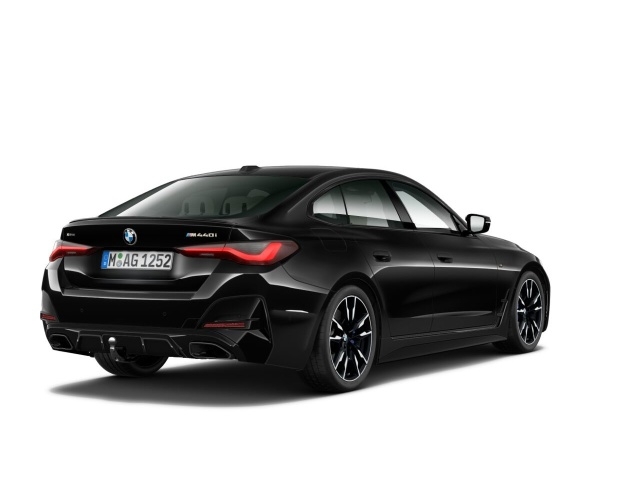 BMW - M440i xDrive Gran Coupe