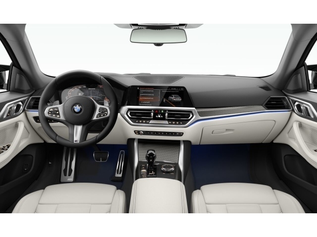 BMW - M440i xDrive Gran Coupe