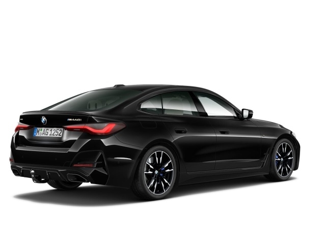 BMW - M440i xDrive Gran Coupe