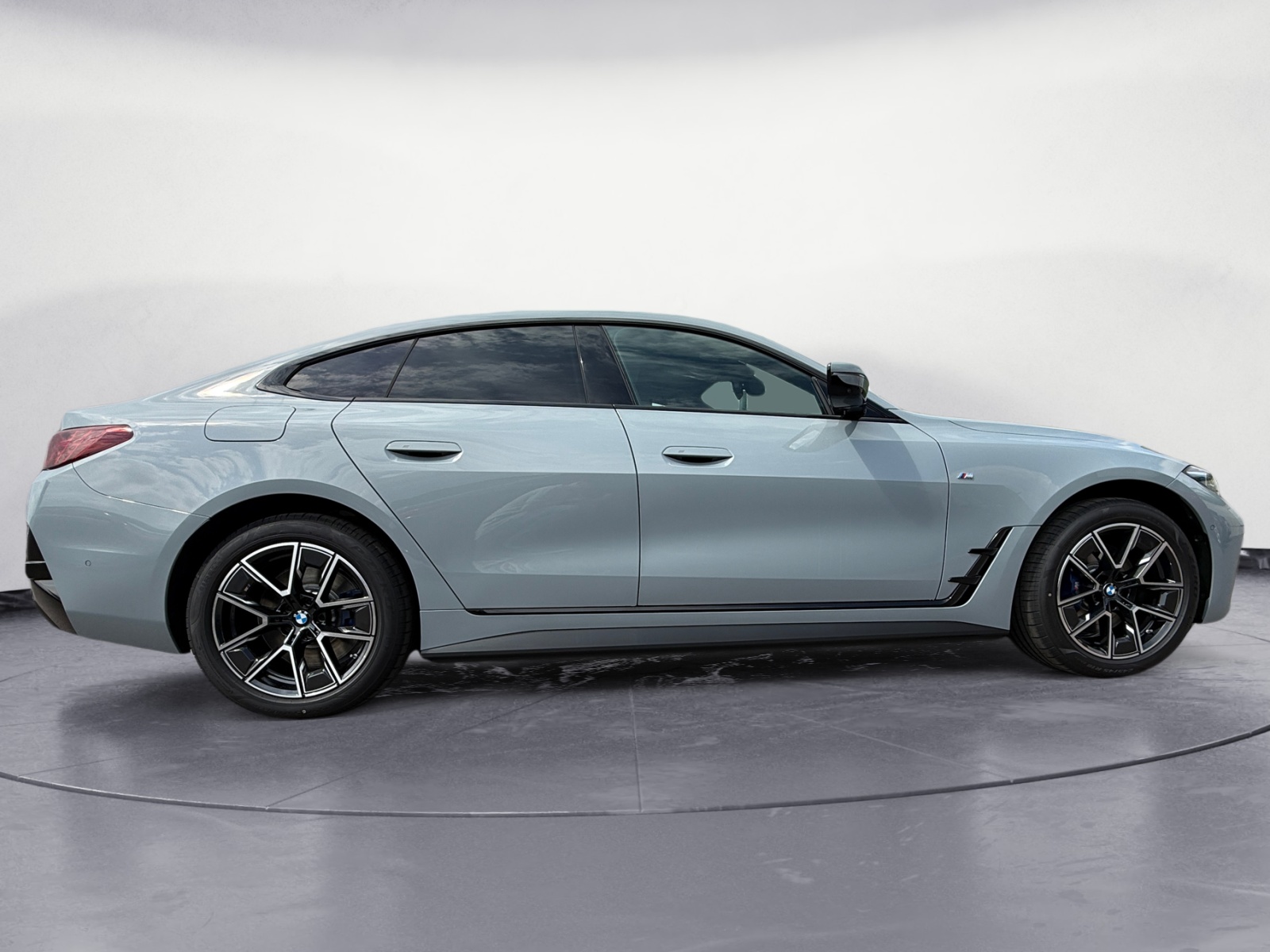 BMW - i4 eDrive40