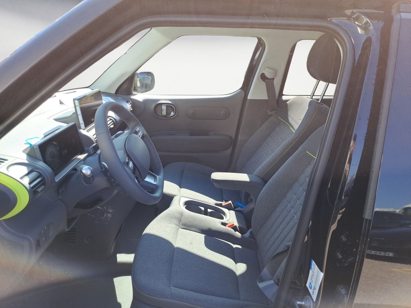 Hyundai - INSTER Cross EV