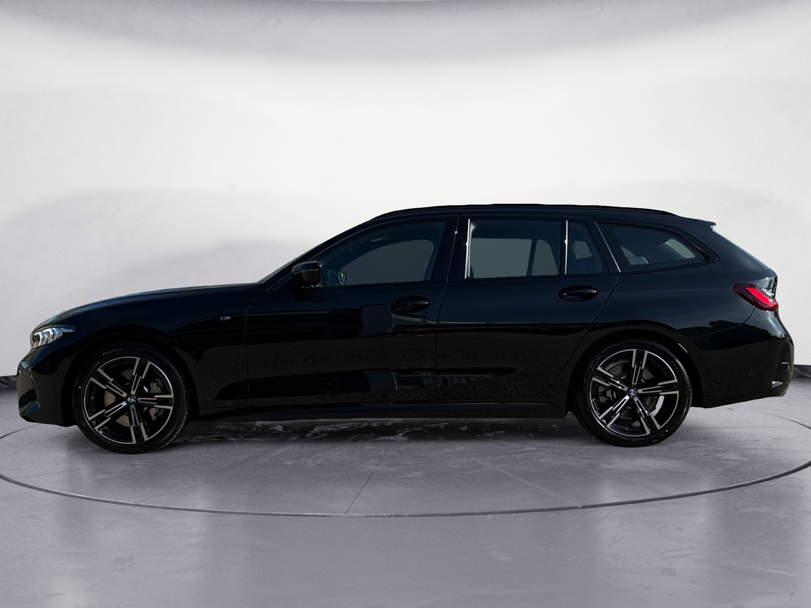 BMW - 330i xDrive Touring M Sport