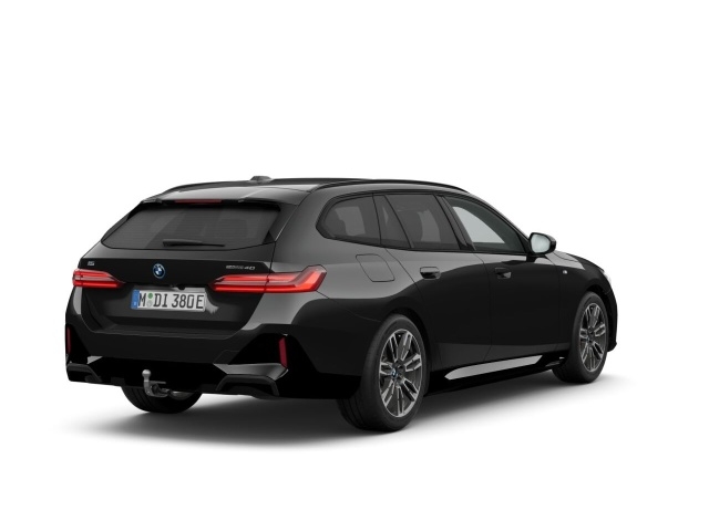 BMW - i5 xDrive40 Touring