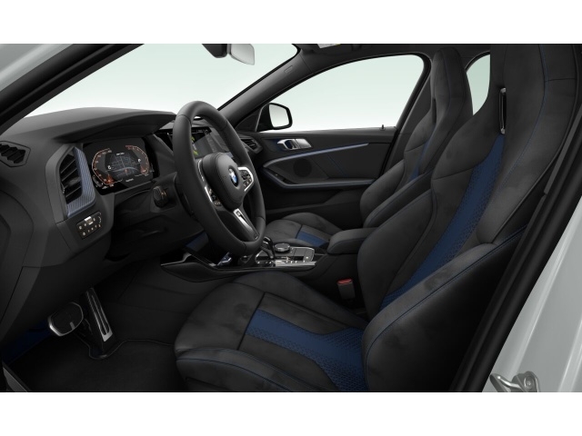 BMW - M135i xDrive