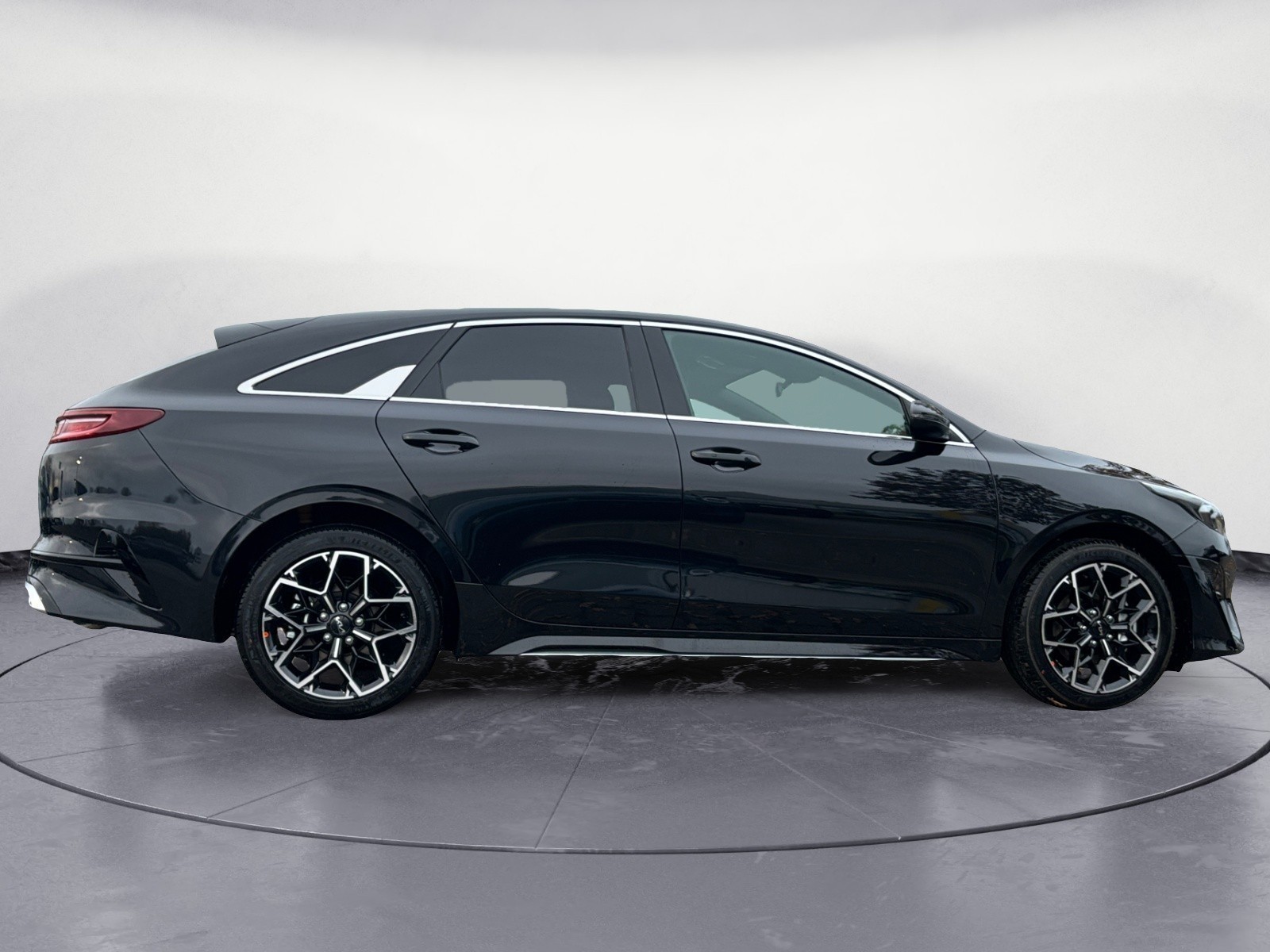 Kia - ProCeed 1.5 DCT7 GT-Line TEC/L