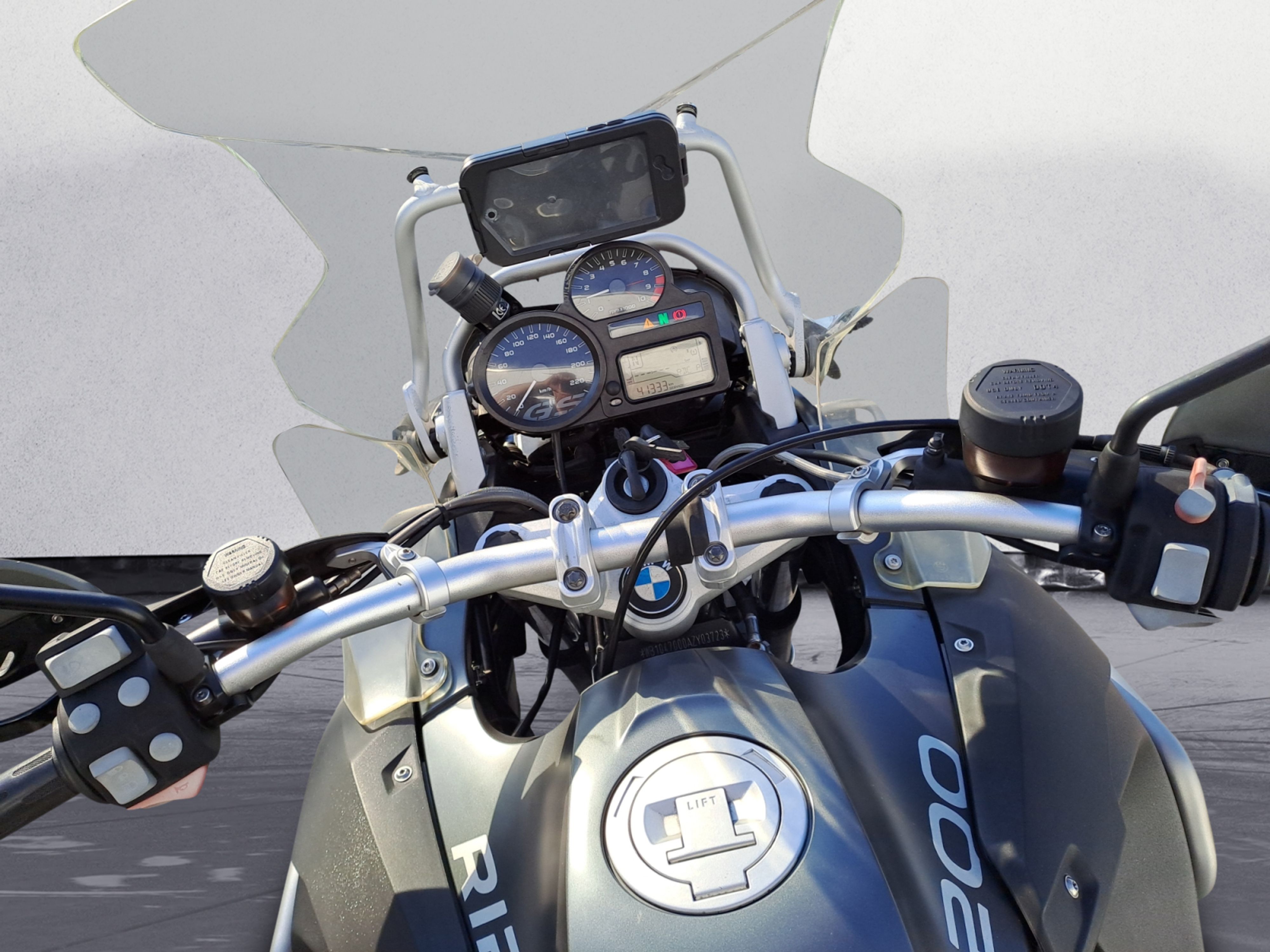 BMW Motorrad - R 1200 GS Adventure