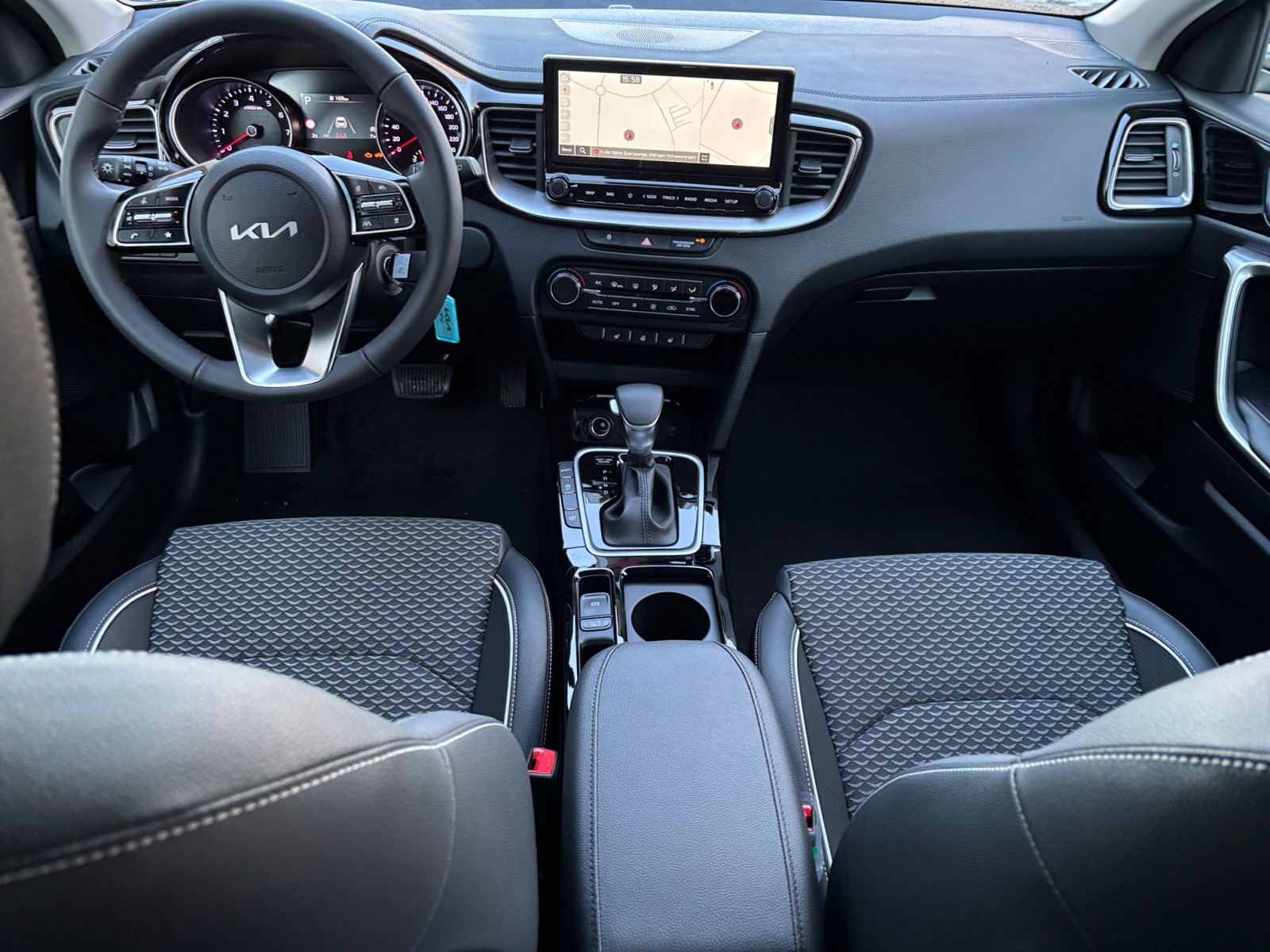 Kia - XCeed 1.5 T-GDI MHEV DCT Ultimate Edition