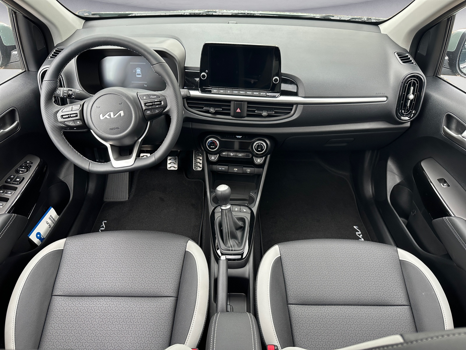 Kia - Picanto 1.2 GT-line Launch Edition
