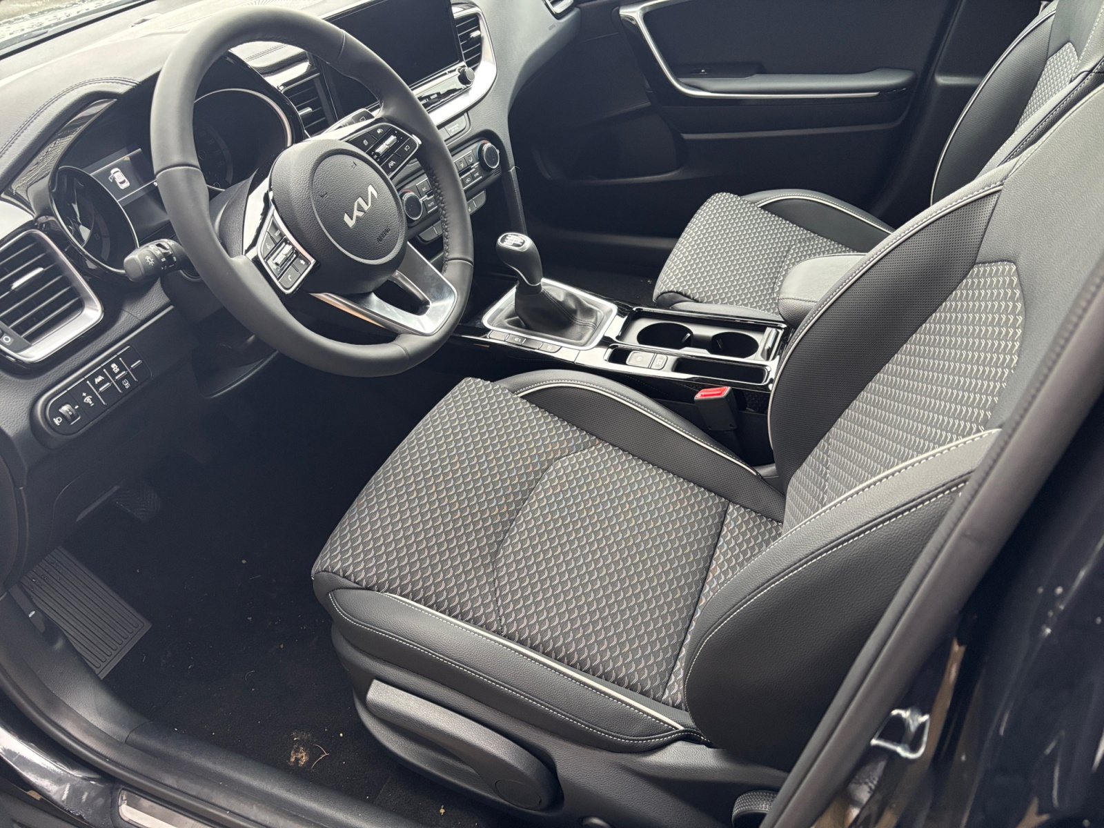 Kia - XCeed 1.0 T-GDI Vision