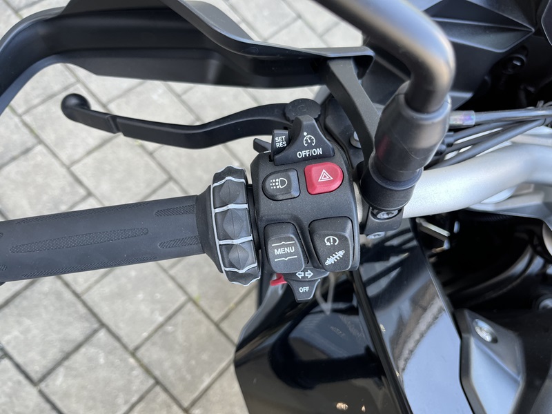 BMW Motorrad - F 900 XR A2 mit Werksgarantie bis März 2027