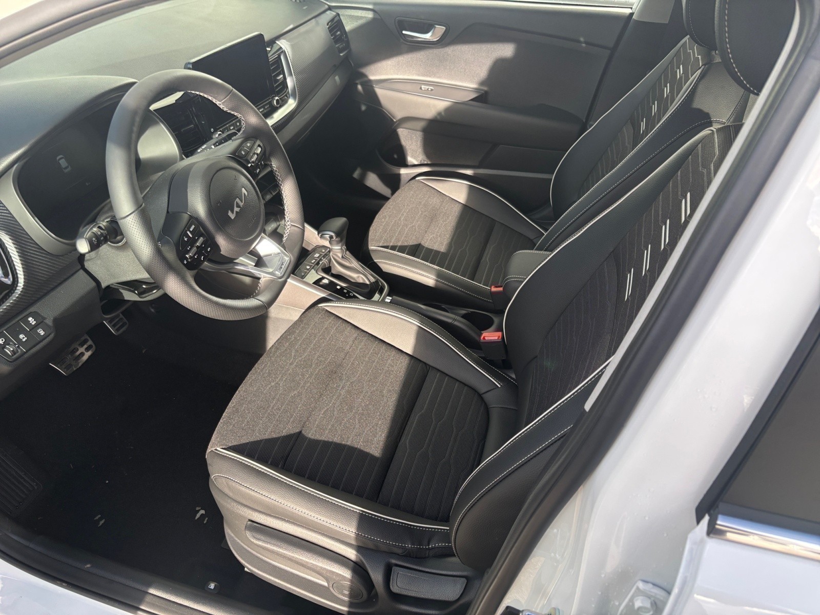 Kia - Stonic 1.0 T-GDI 100 48V GT-line DCT7