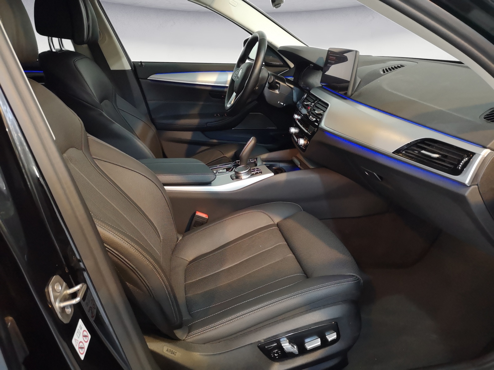 BMW - 540i xDrive Touring