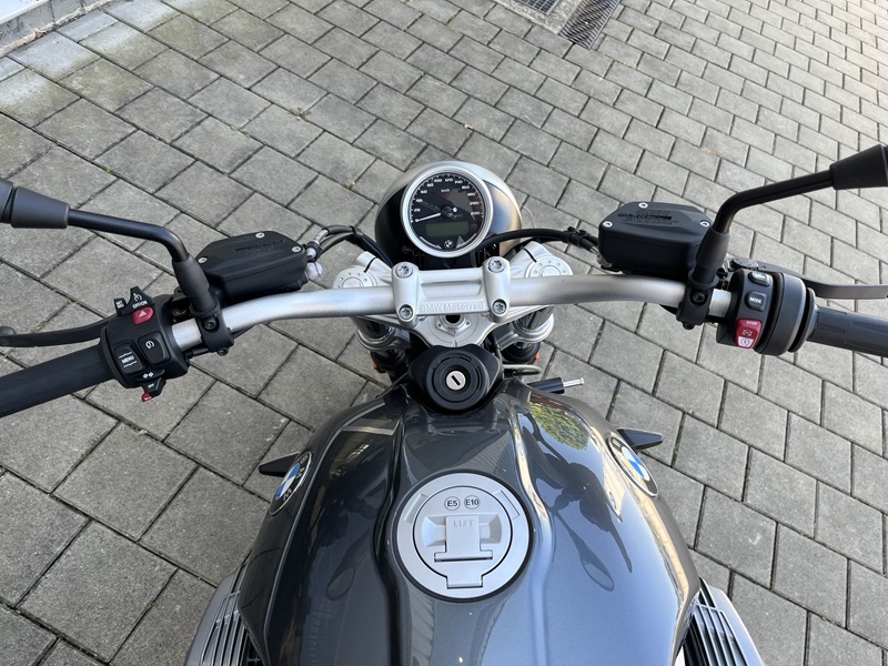 BMW Motorrad - R nineT Pure mit Werksgarantie bis Mai 2027