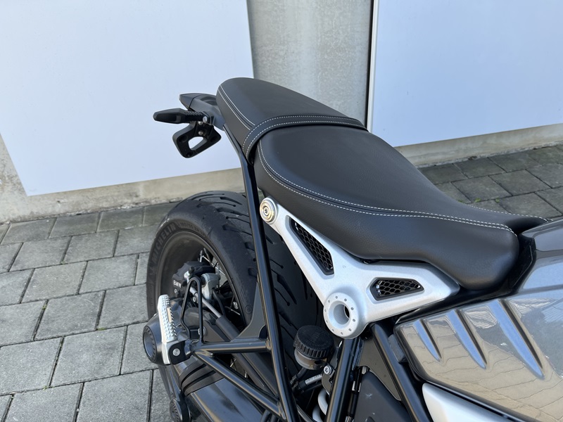 BMW Motorrad - R nineT Pure mit Werksgarantie bis Mai 2027