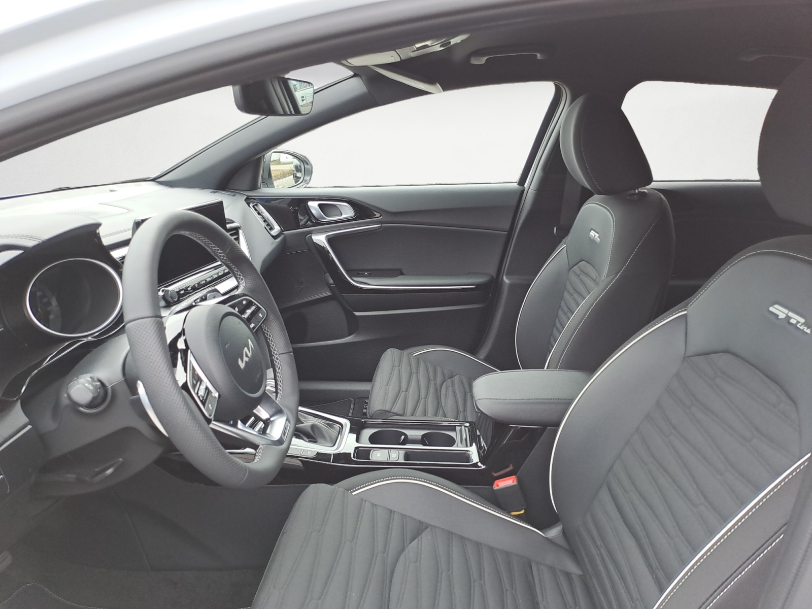 Kia - ProCeed 1.6 T-GDI DCT GT