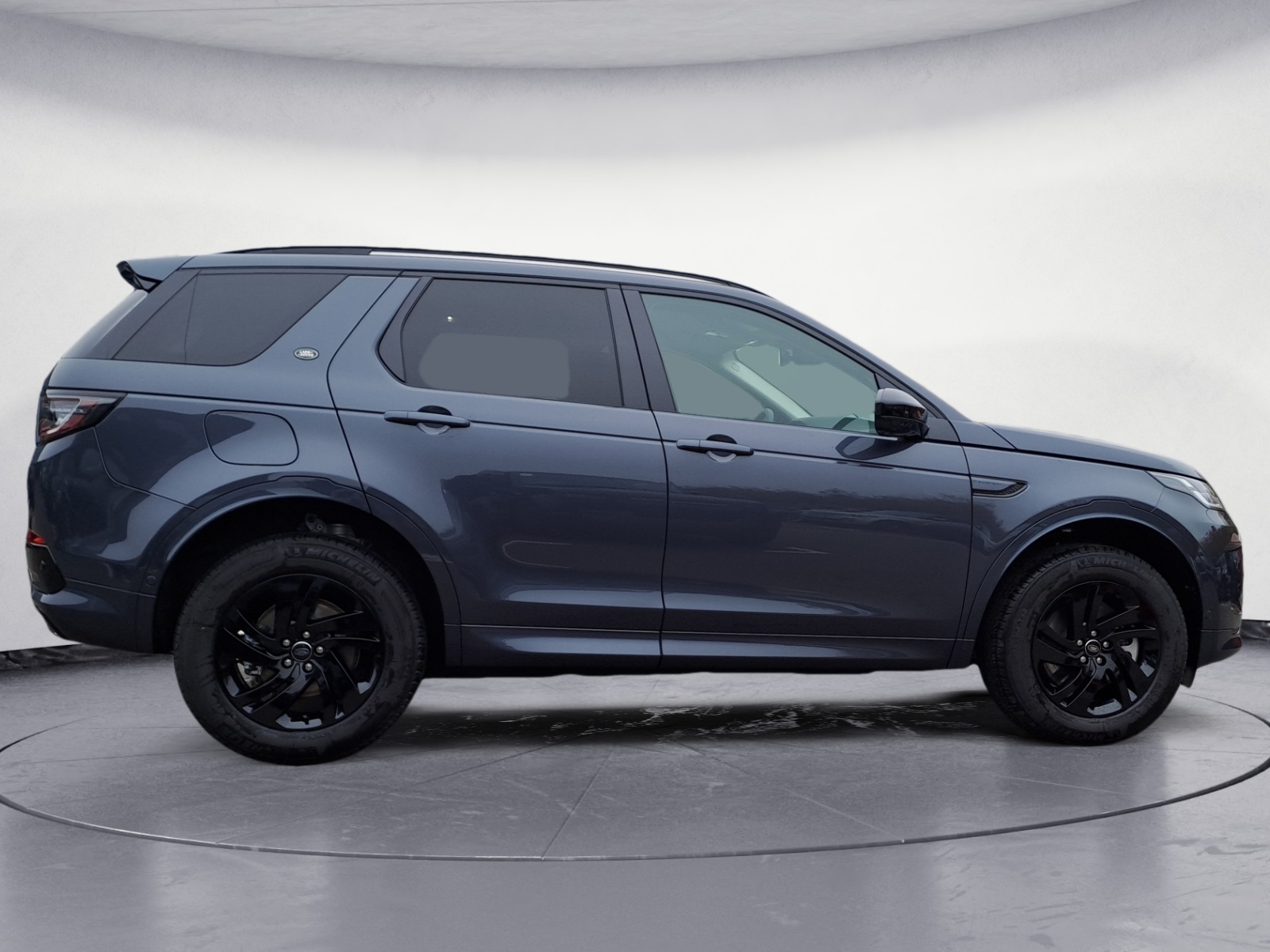 Land Rover - Discovery Sport P270e S