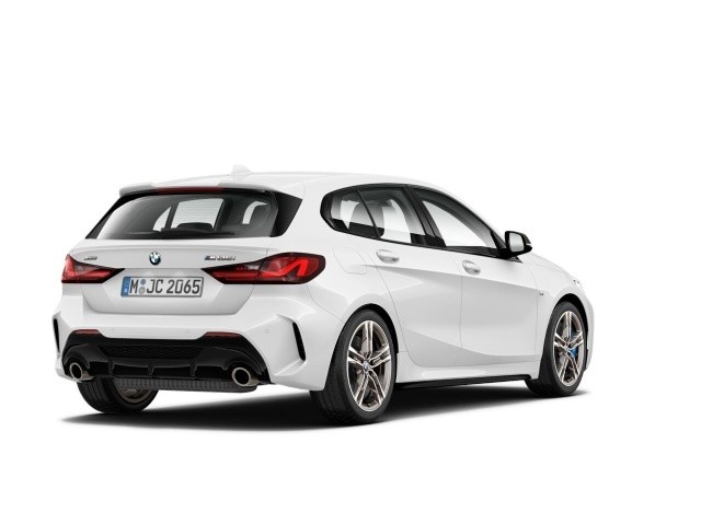 BMW - M135i xDrive