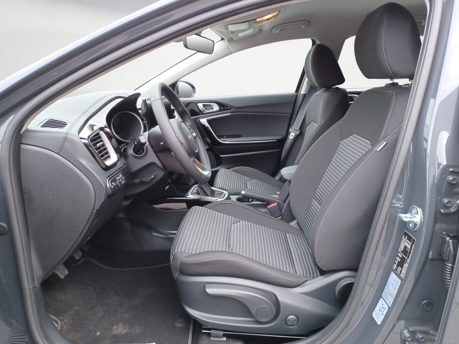 Kia - Ceed SportsWagon 1.5 Vision STD/KOMFORT