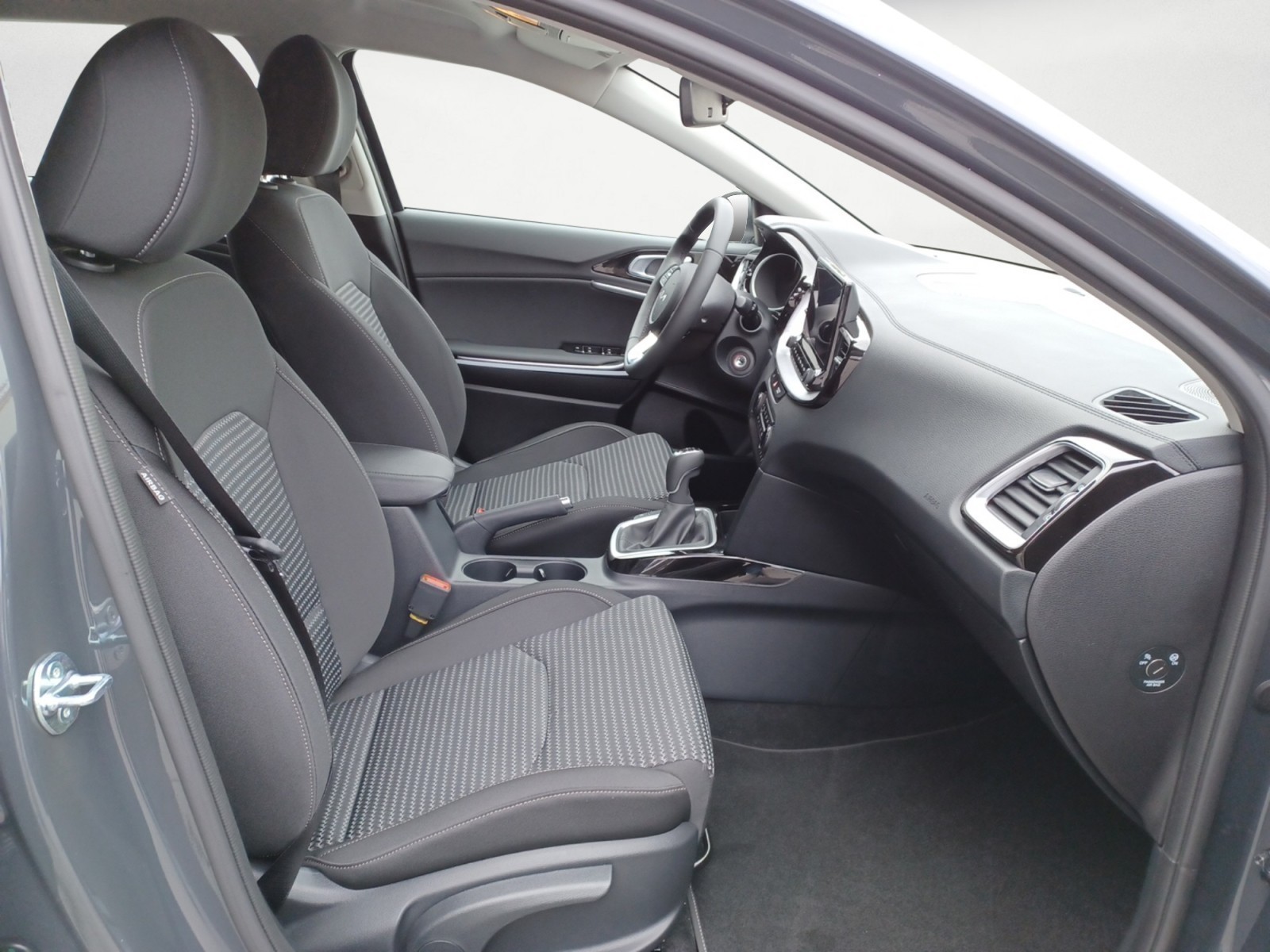 Kia - Ceed SportsWagon 1.5 Vision STD/KOMFORT