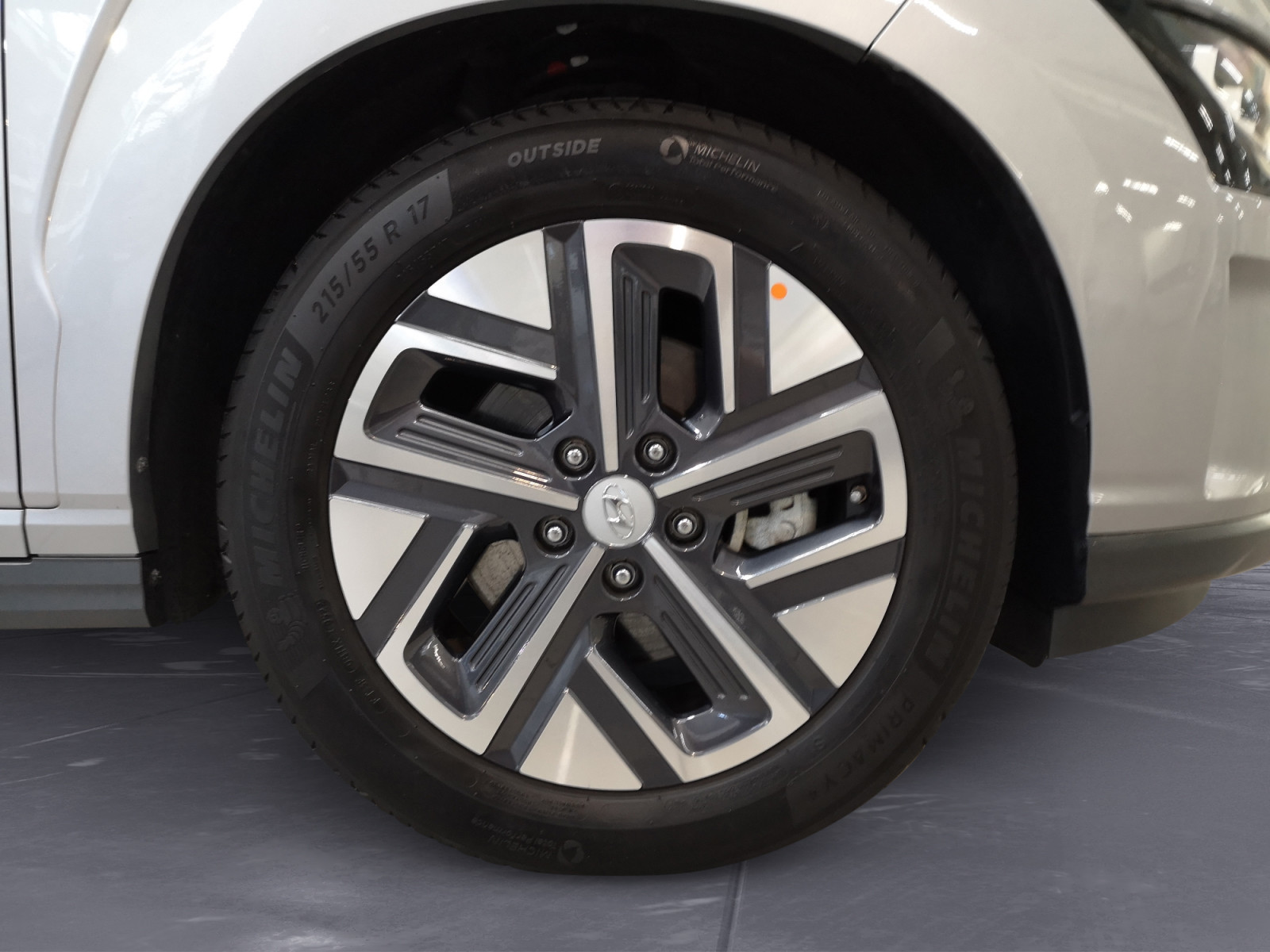 Hyundai - Kona EV